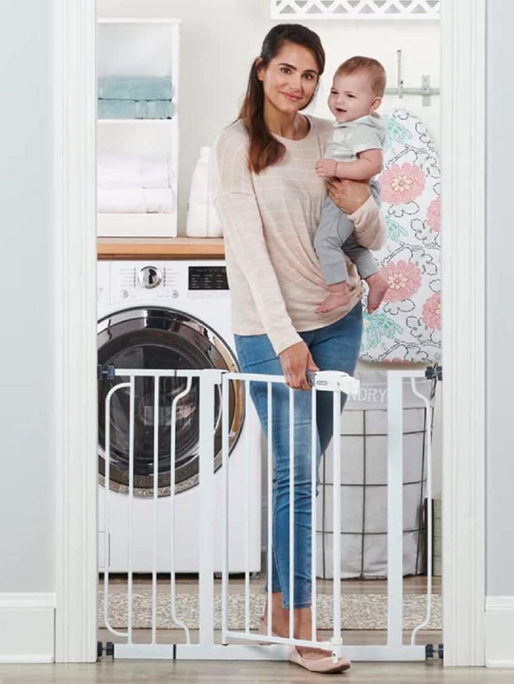 Regalo Easy Step 38.5-Inch (97.75cm) Extra Wide Baby Gate. Phil and Gazelle.