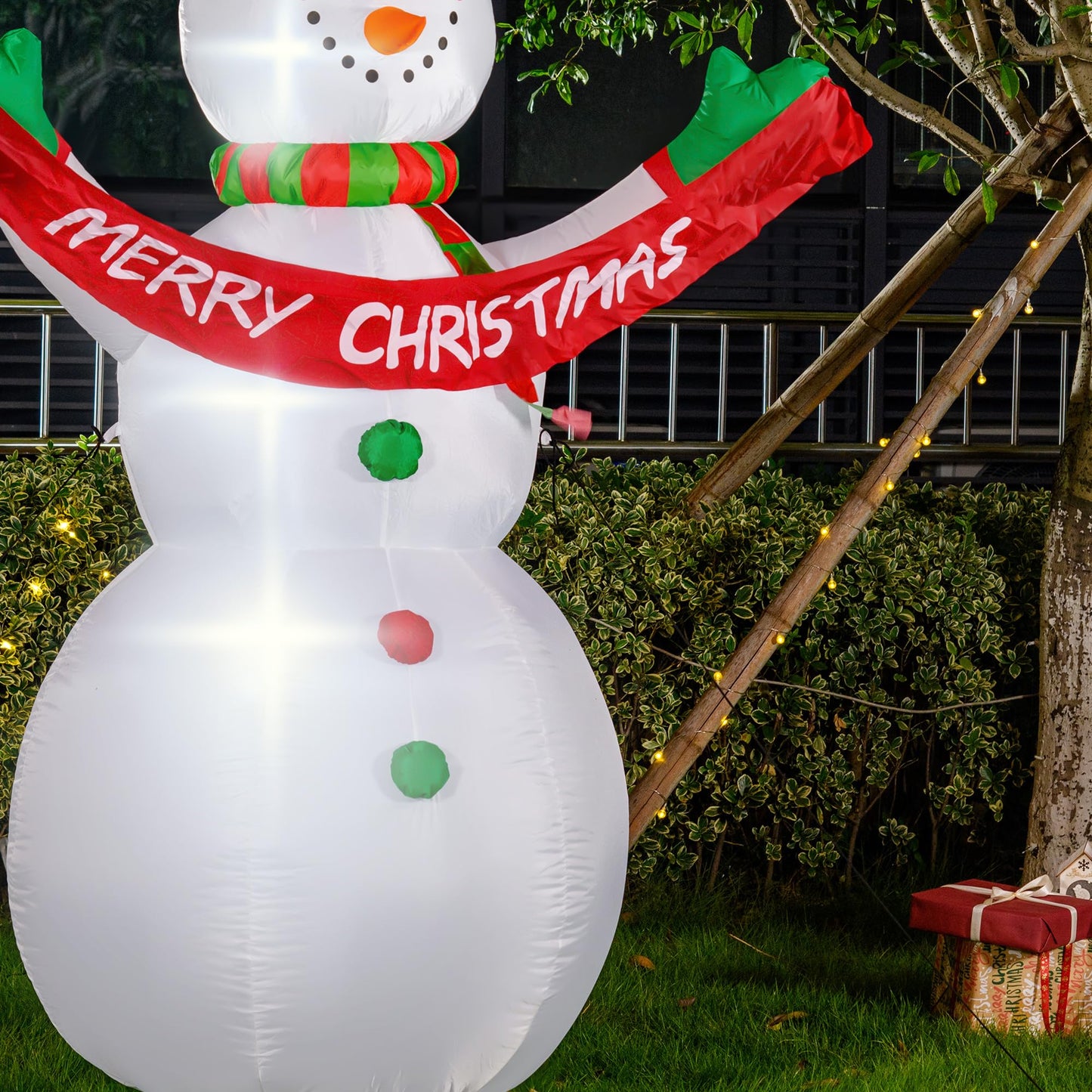 8ft Inflatable Christmas Decoration Snowman with Merry Christmas Banner. Phil and Gazelle.