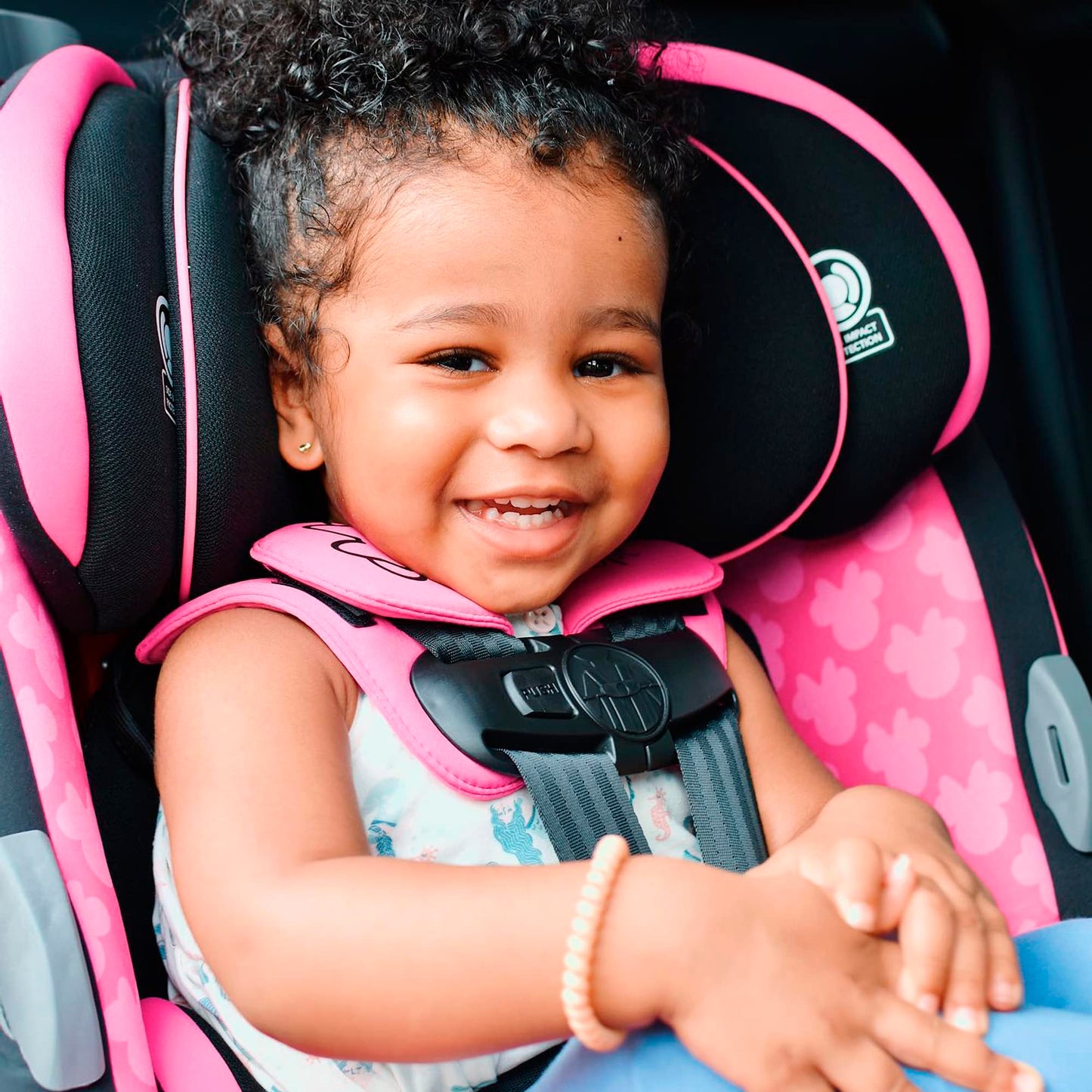 Safety 1st Grow and Go All-in-One Convertible Car Seat Simply Minnie. Phil and Gazelle.