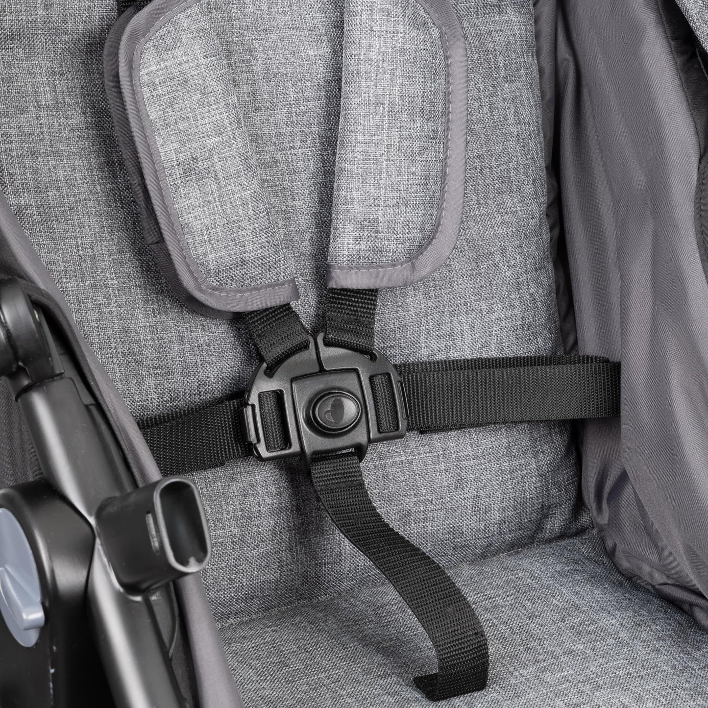 Evenflo Omni Plus Modular Travel Car Seat. Phil and Gazelle.