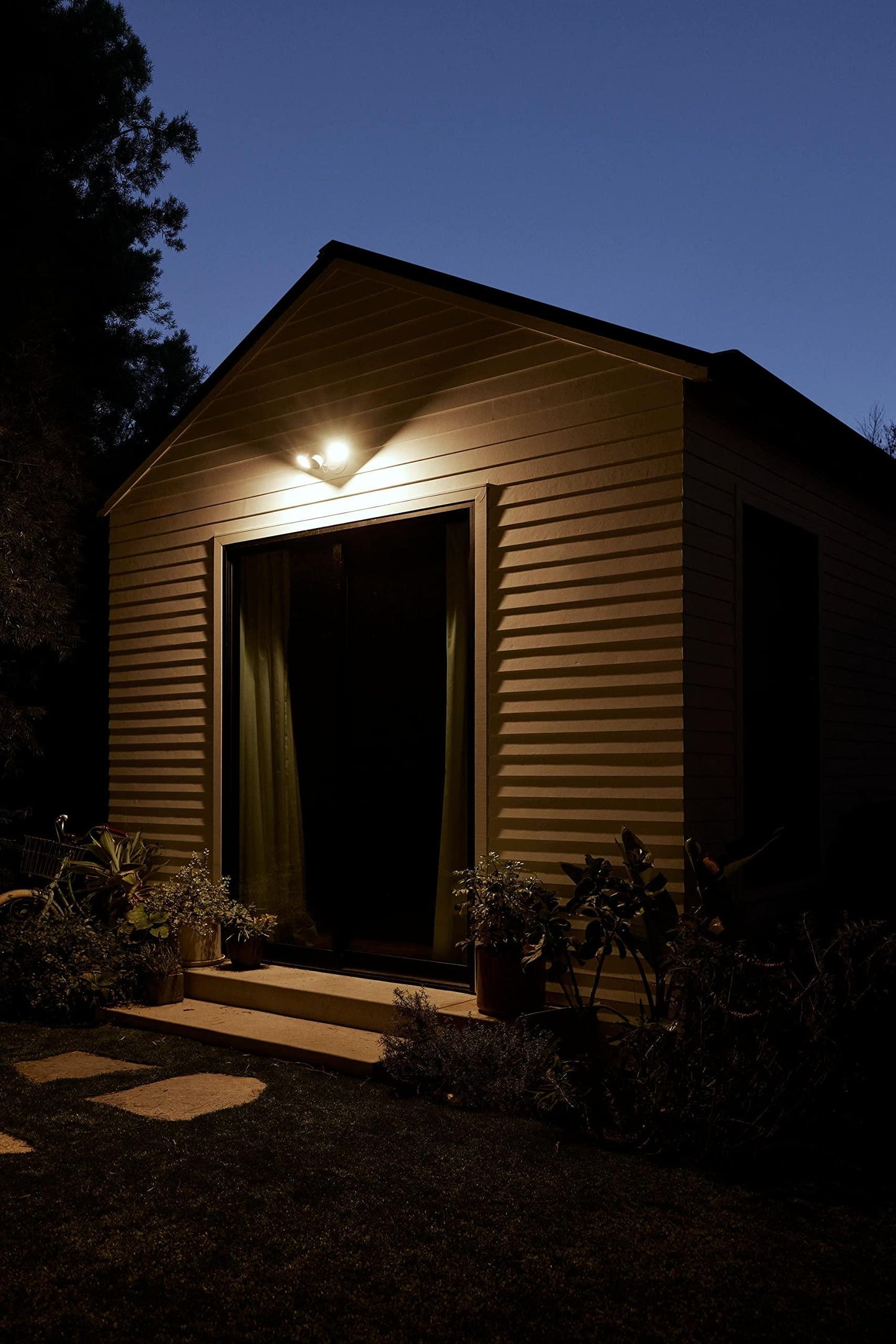 Google Nest Cam with Floodlight Phil and Gazelle